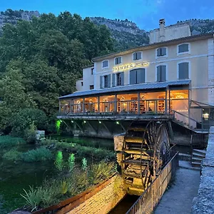  Apartment Le Chateau Olive Et Raisin France