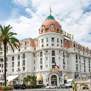  Apartment A Luxurious With Ac On Promenade Des France